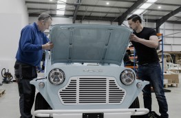MOKE, 2025, bonnet assembly